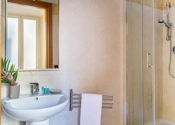 Iflat Space And Comfort In The Heart Of Monti Appartamento