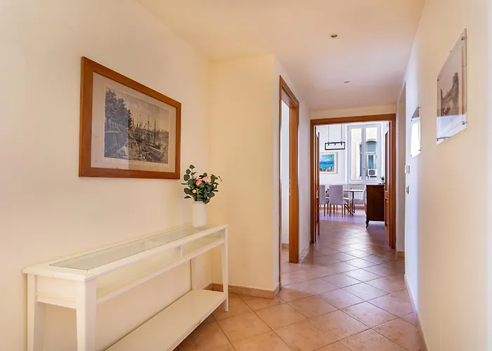 Appartamento Iflat Space And Comfort In The Heart Of Monti Roma